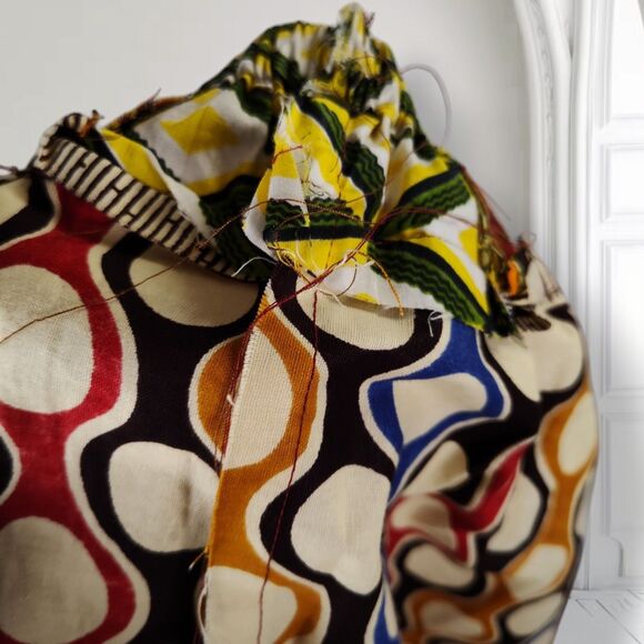 Vintage 70s Psychedelic Skirt Size S Wavy Geometric Print Elastic Waist Knee - Picture 8 of 15